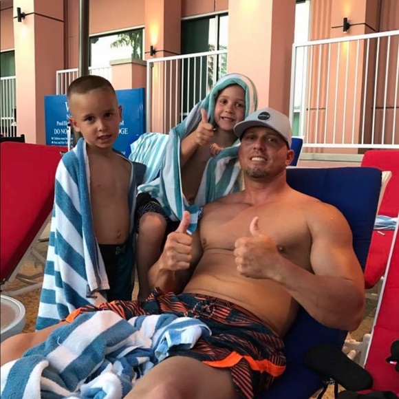 Meet your Posher, Eric - Picture 2 of 5